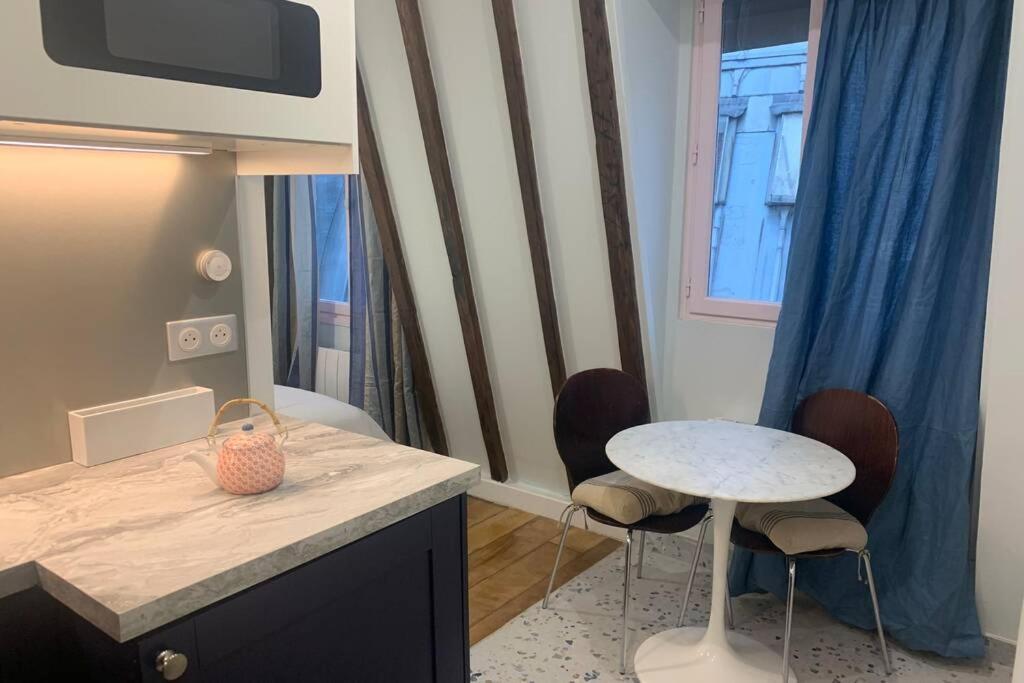 Paris 4 Le Marais Hotel De Ville Lift C A Ngoại thất bức ảnh